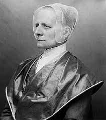 This image has an empty alt attribute; its file name is ann-lee.jpg